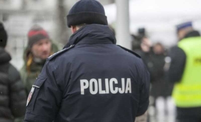 В Варшаве двое мужчин были арестованы сотрудниками городской полиции за нападение на своего соседа